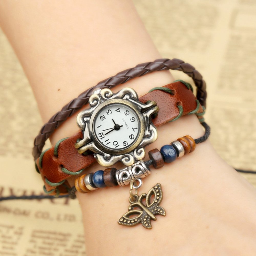 Preppy Leather Watch Women's Fashion Accessory - Picture 3 of 3